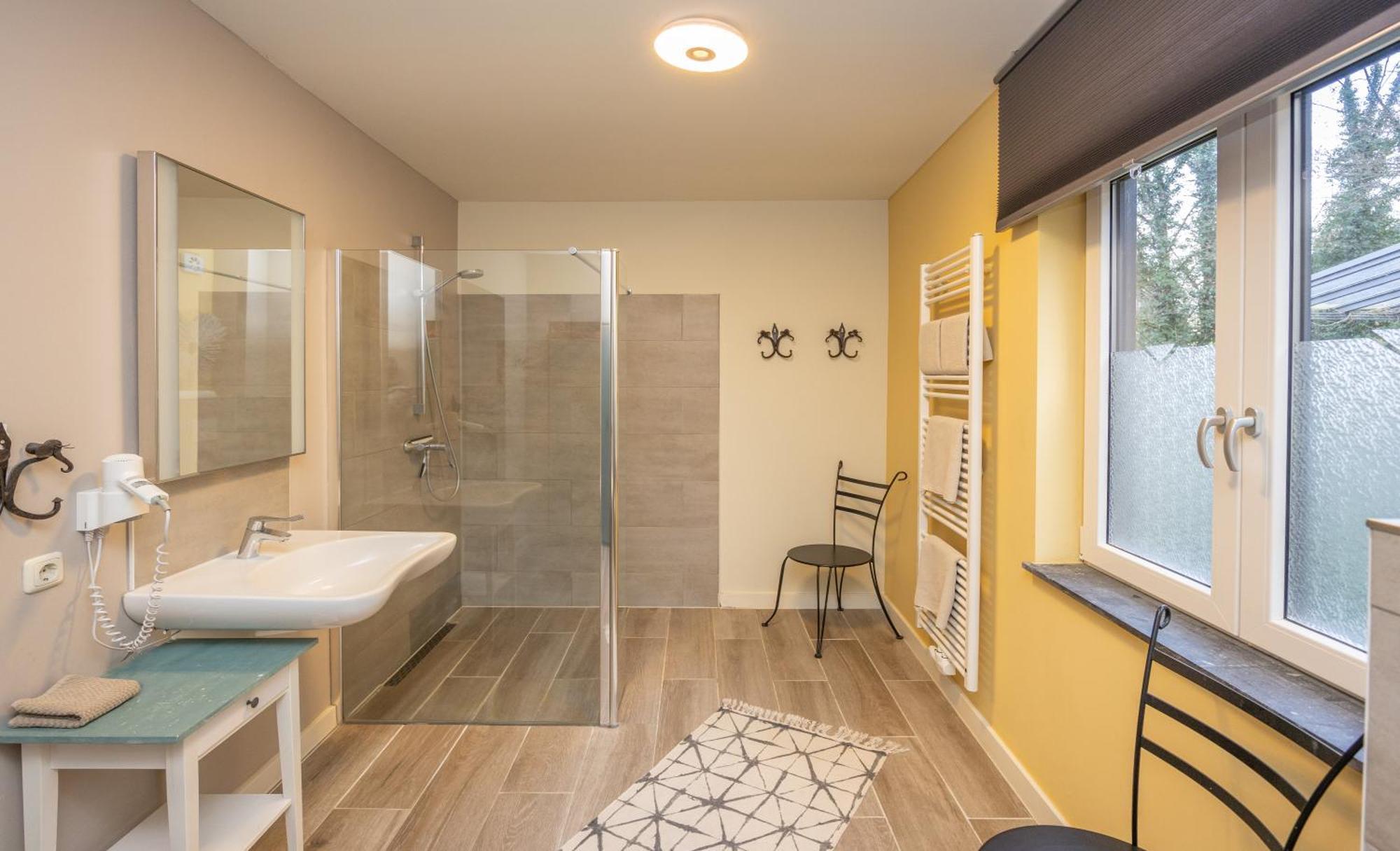 Luxe Appartementen Leonardus 法尔肯堡 外观 照片